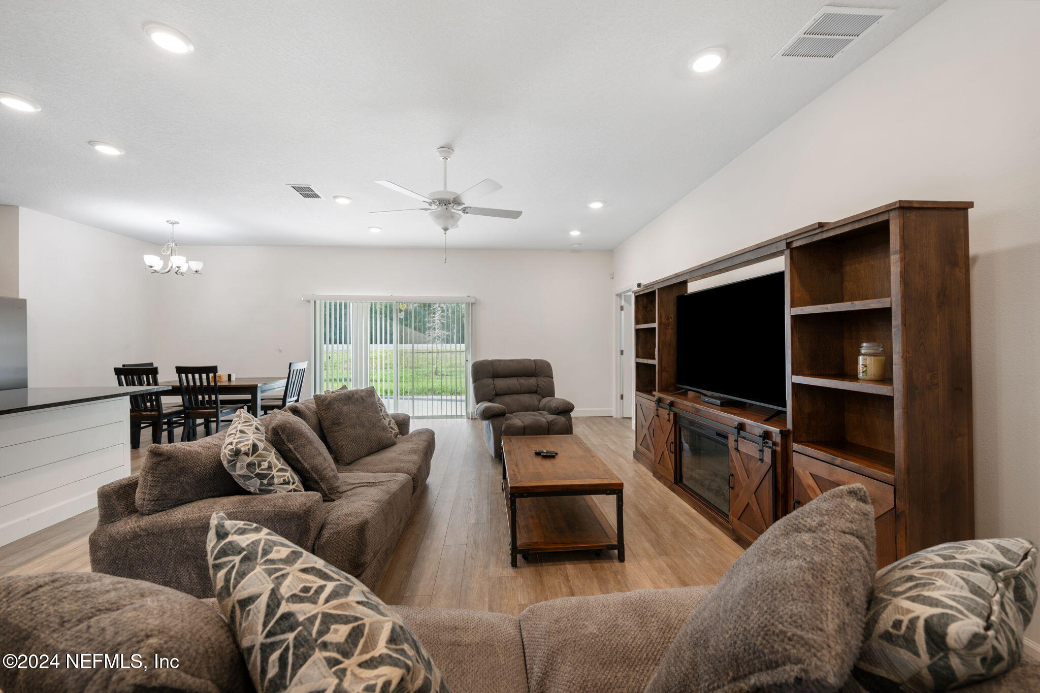 54 Riddle Drive Palm Coast, FL 32164 - Photo 3 of 35 11-web-or-mls-LNL_4353