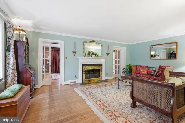 $819,000 | 110 Alapocas Drive, Wilmington, DE 19803