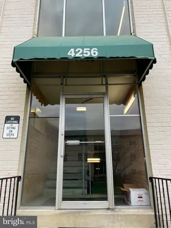 $170,000 | 4256 Buckman Road, Unit 27, Alexandria, VA 22309