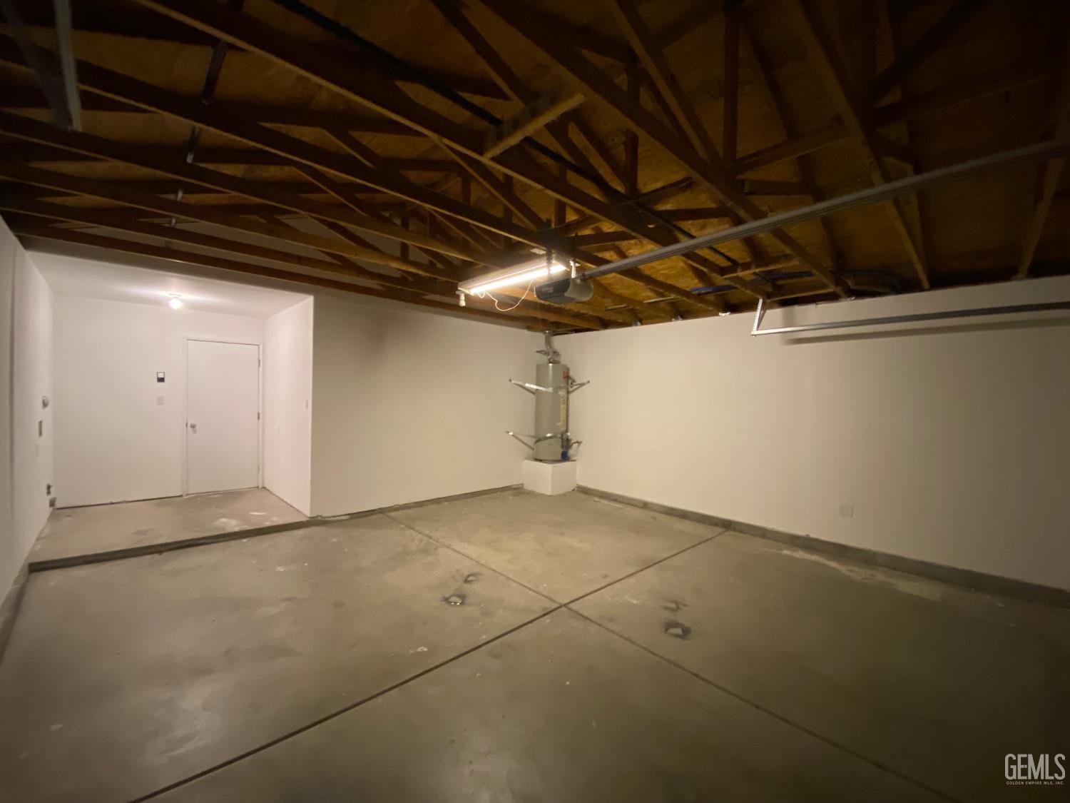 Undisclosed Address Bakersfield, CA 93307 - Photo 30 of 34 a view of empty room