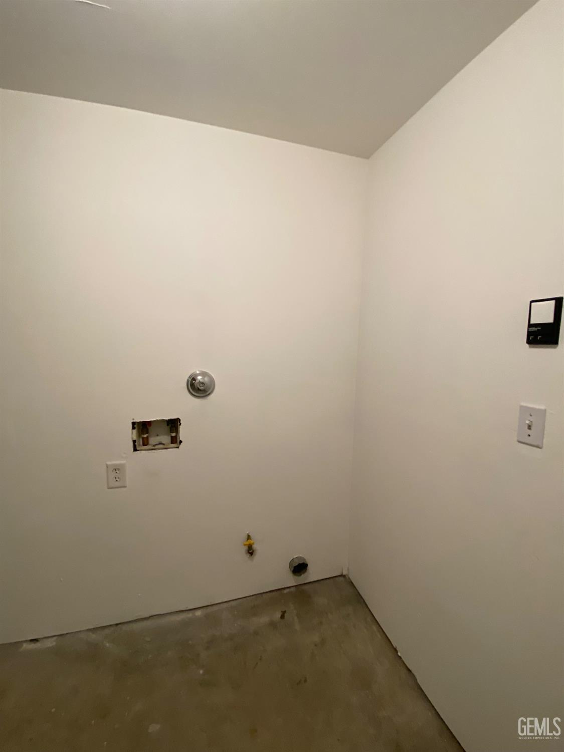 Undisclosed Address Bakersfield, CA 93307 - Photo 31 of 34 close up of a white marble wall