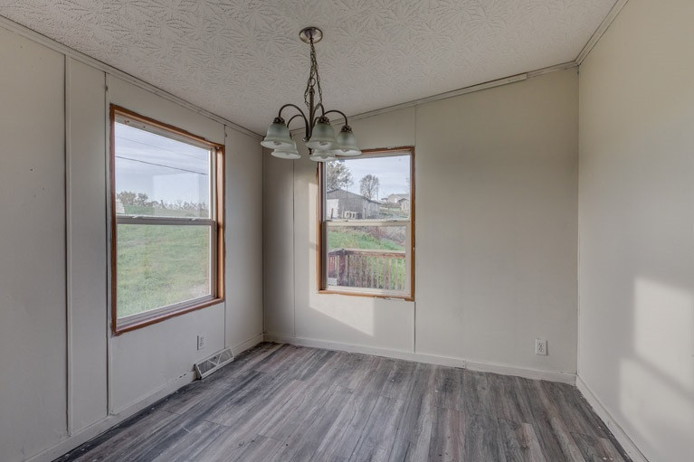 2930 Leaning Oak Road Corinth, KY 41010 - Photo 6 of 16 Gallery Image 6