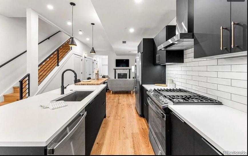 3919 Cook Street Denver, CO 80205 - Photo 6 of 40