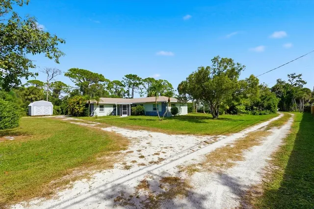 a view of building with garden