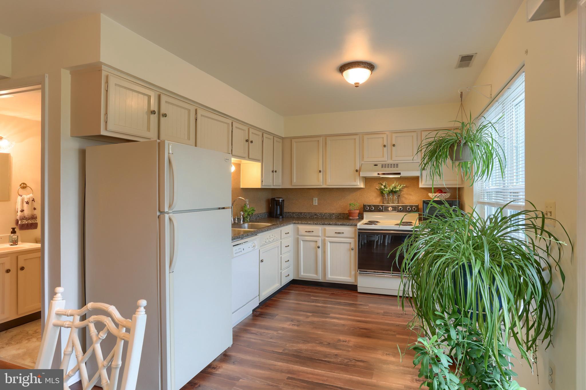 5436 Autumn Drive Harrisburg, PA 17111 - Photo 17 of 29 Gallery Image 17