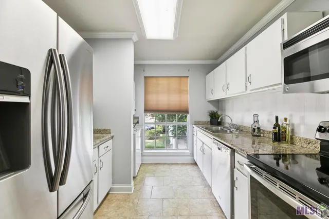 $1,175 | 10448 Jefferson Highway, Unit G, St. George, LA 70809