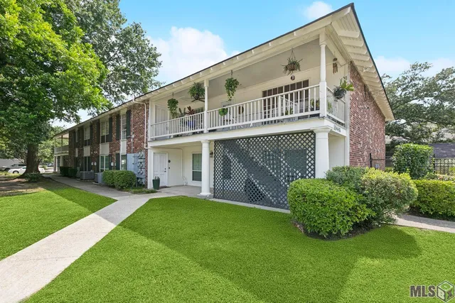 $1,175 | 10448 Jefferson Highway, Unit G, St. George, LA 70809