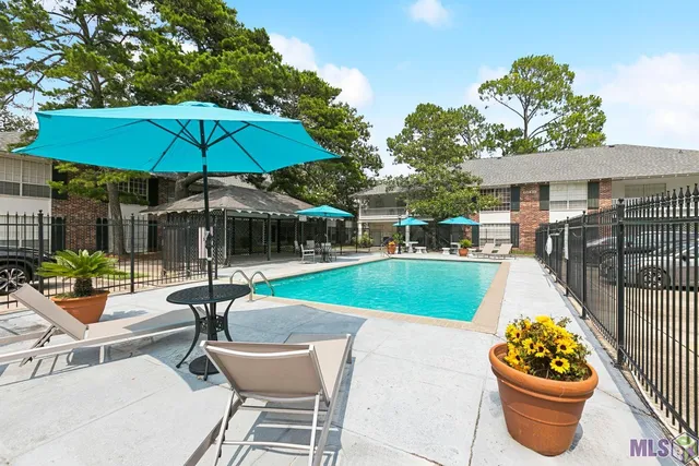 $1,175 | 10448 Jefferson Highway, Unit G, St. George, LA 70809