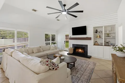 $595,000 | 4253 Canyon Glen Circle, Austin, TX 78732