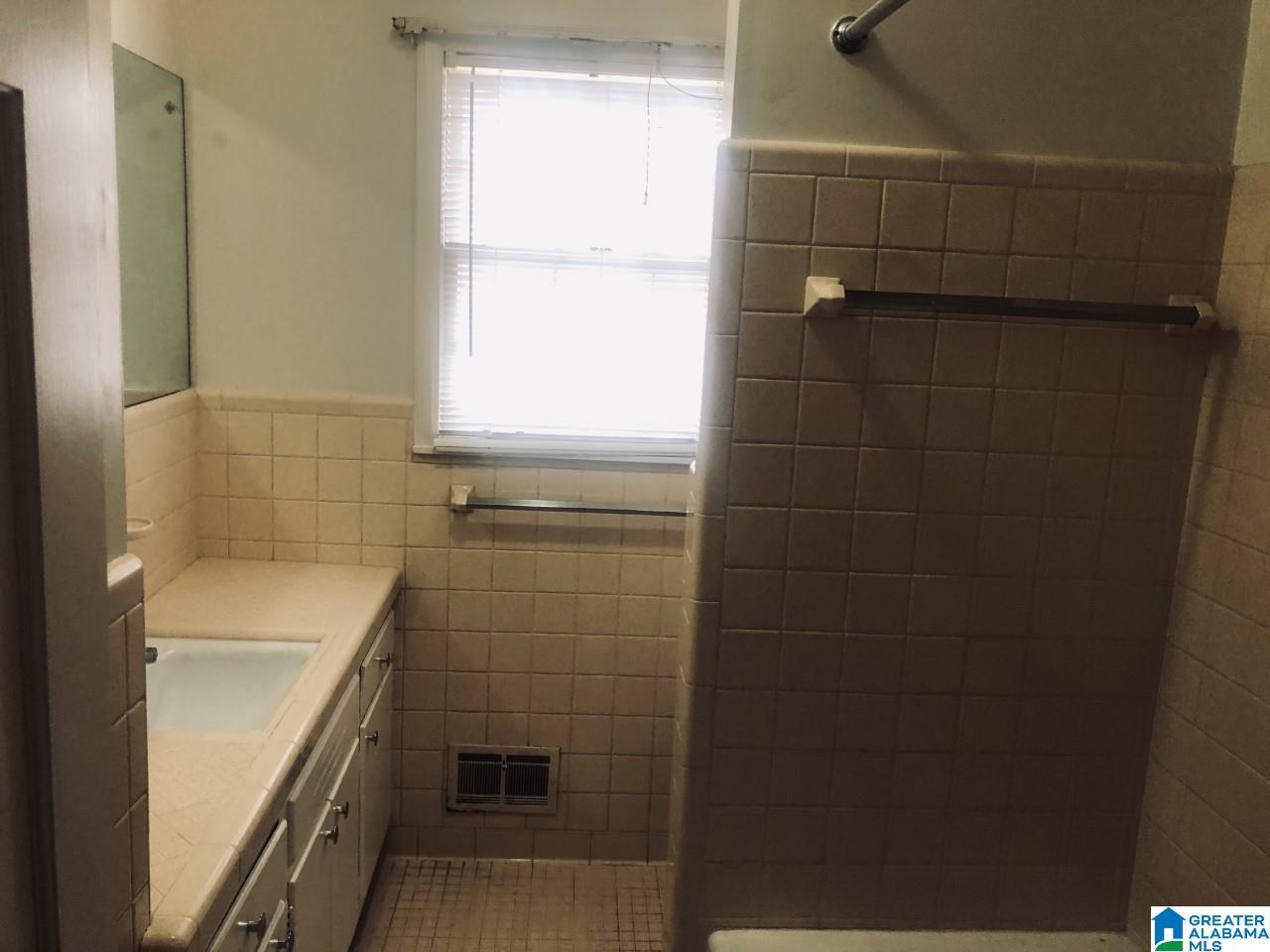 716 Bessemer Road Birmingham, AL 35228 - Photo 6 of 9