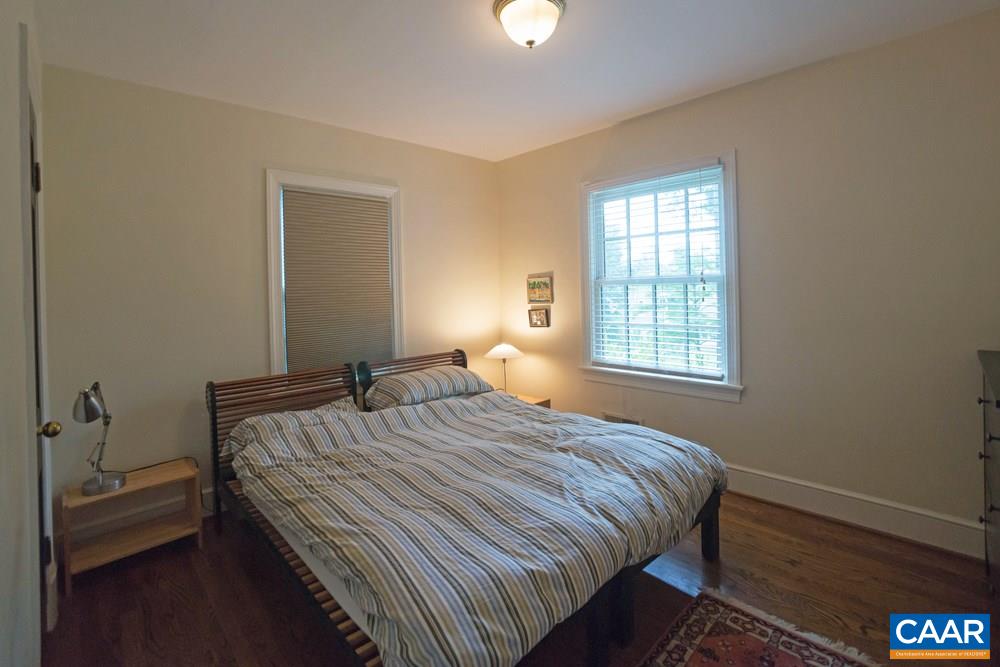 1507 Oxford Road Charlottesville, VA 22903 - Photo 9 of 22 Gallery Image 9