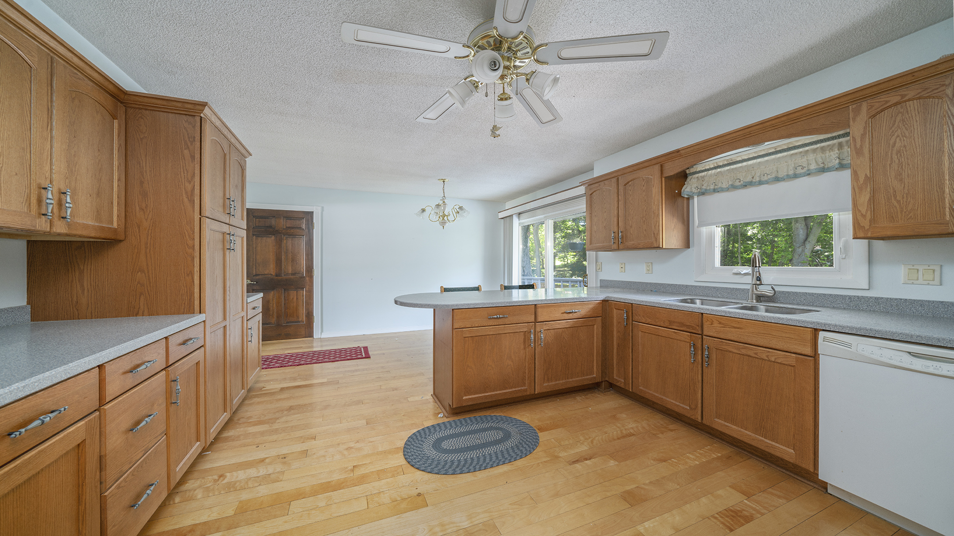 861 Riverside Drive Dixon, IL 61021 - Photo 10 of 33 a kitchen with cabinets a sink and appliances