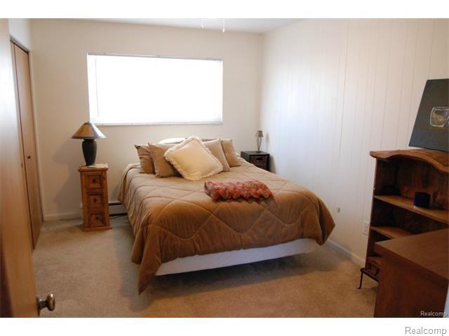 2401 West 13 Mile Road Royal Oak, MI 48073 - Photo 7 of 8