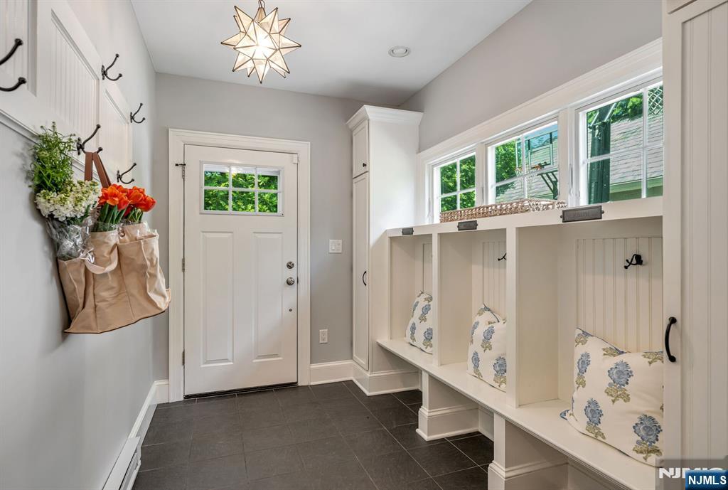243 Hempstead Road Ridgewood, NJ 07450 - Photo 21 of 36