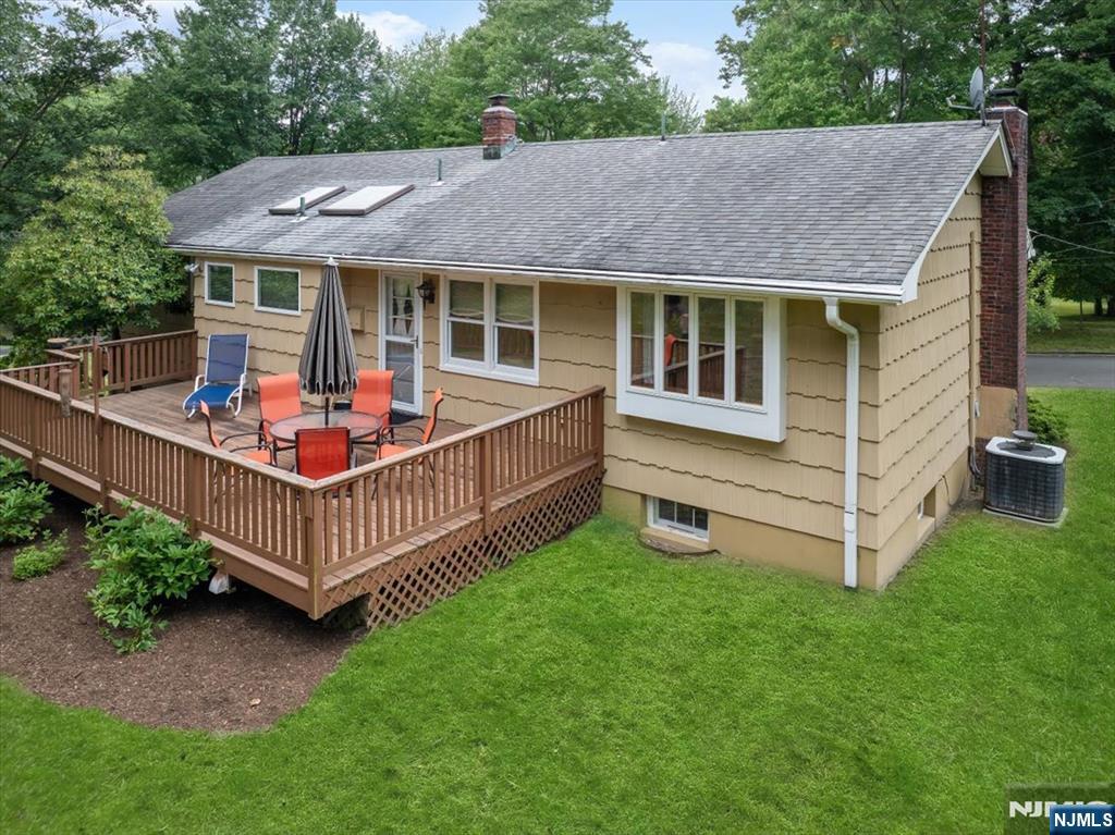 641 Antrim Road River Vale, NJ 07675 - Photo 35 of 45