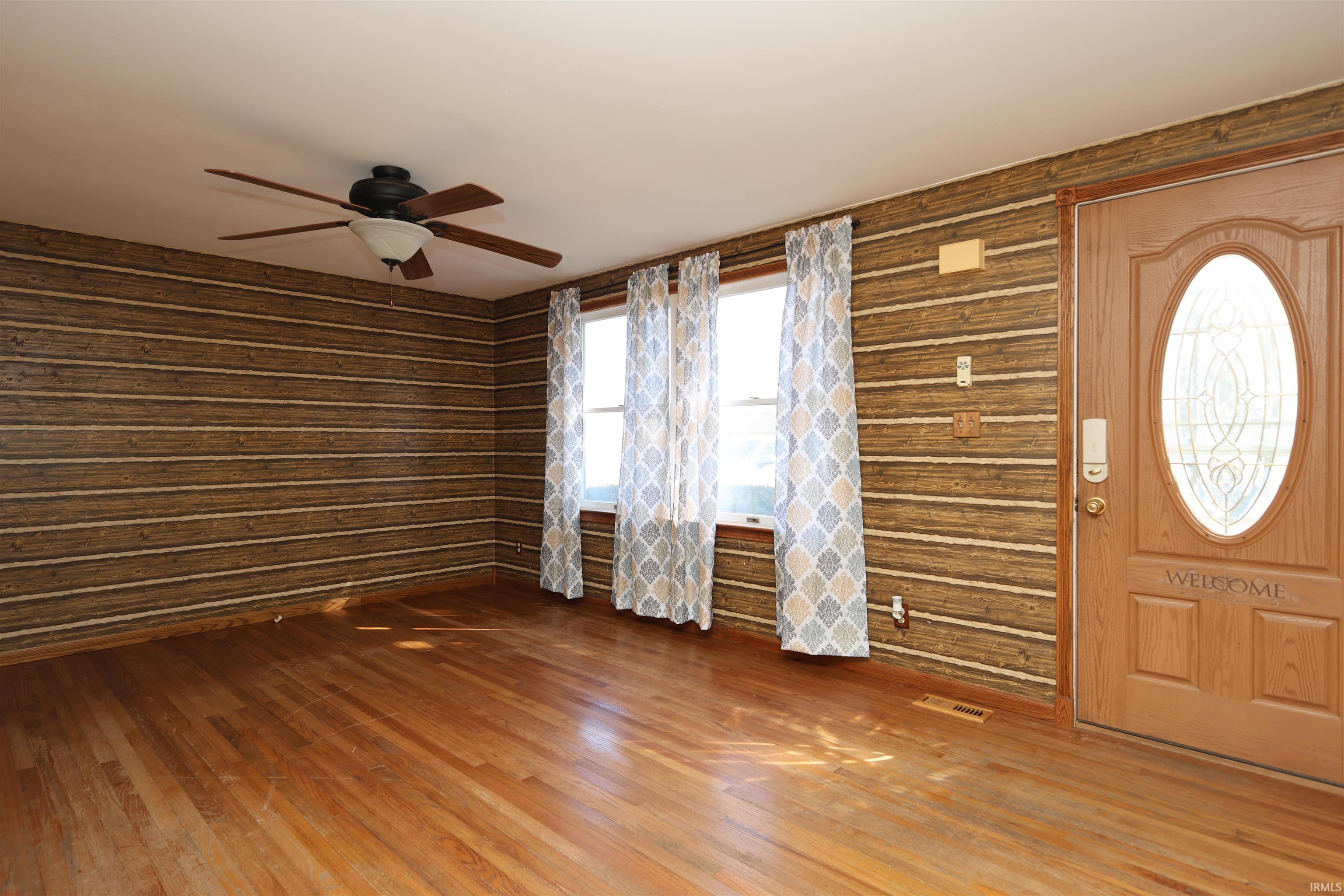 110 Greenberry Street Sweetser, IN 46952 - Photo 5 of 23