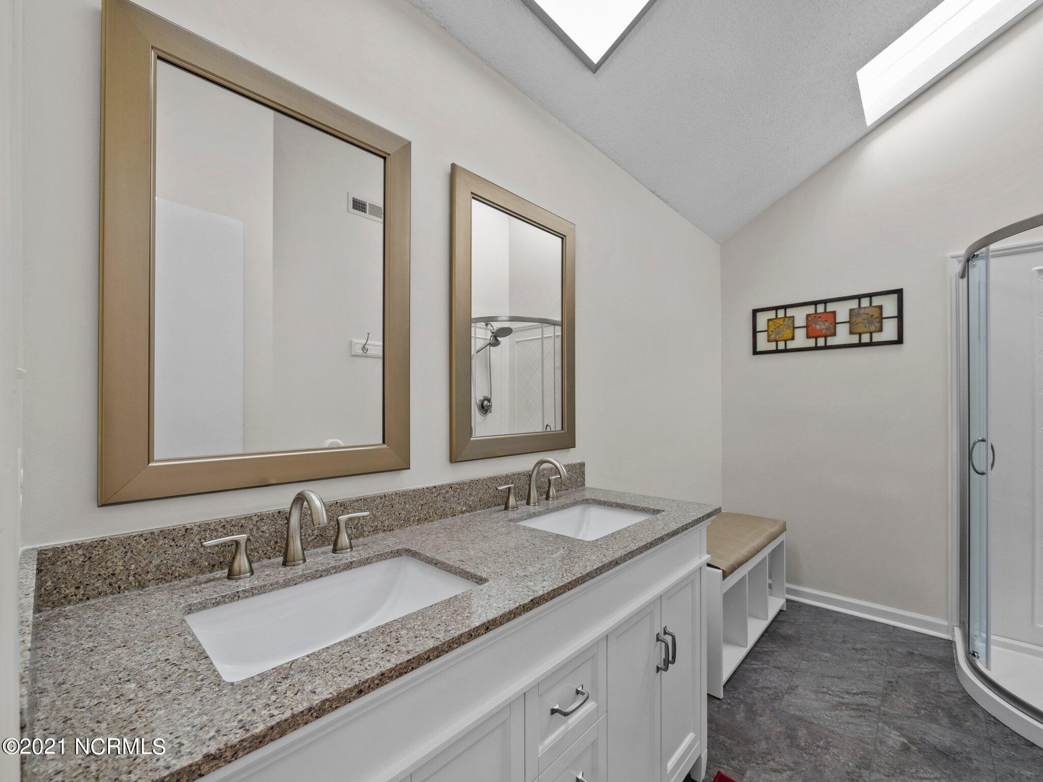 2046 Foxhorn Road Jacksonville, NC 28546 - Photo 19 of 37 Master Bathroom