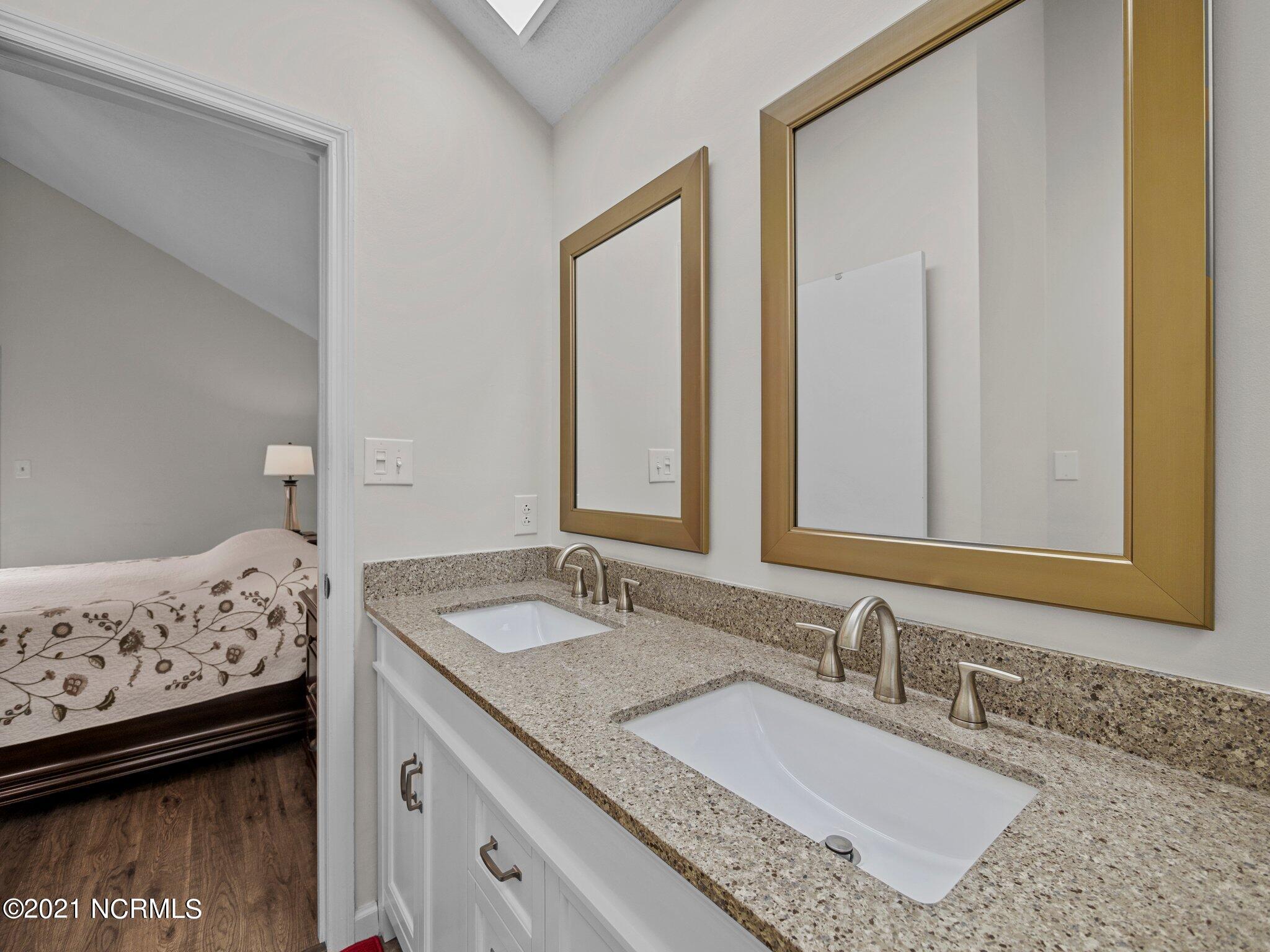 2046 Foxhorn Road Jacksonville, NC 28546 - Photo 20 of 37 Master Bathroom