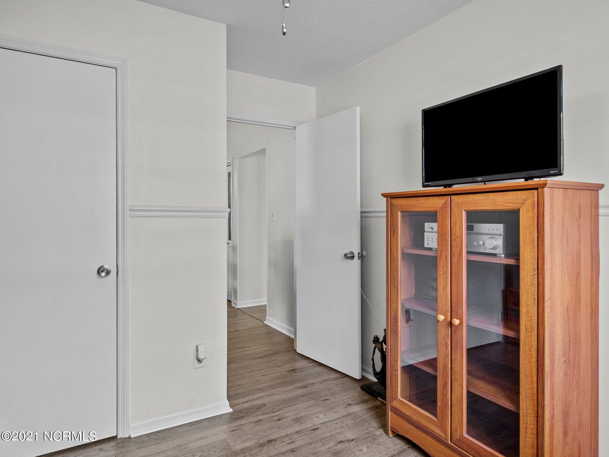 2046 Foxhorn Road Jacksonville, NC 28546 - Photo 27 of 37 Bedroom #3