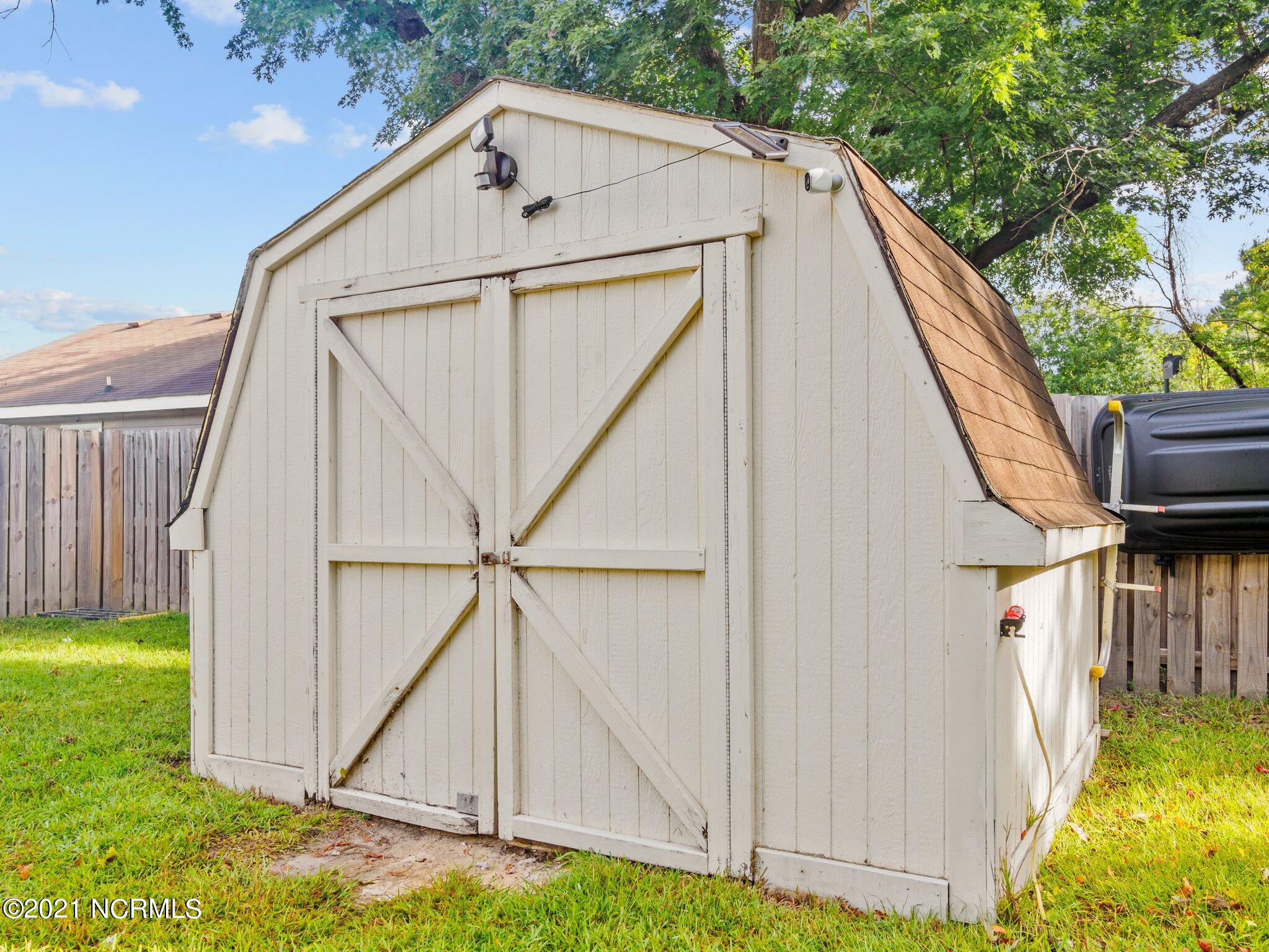 2046 Foxhorn Road Jacksonville, NC 28546 - Photo 37 of 37 Shed