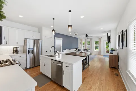 $650,000 | 1633 A Northview Avenue, Nashville, TN 37216