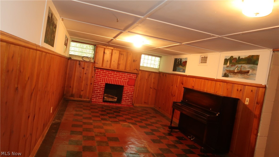 4122 Ridgeview Road Cleveland, OH 44144 - Photo 14 of 20 Gallery Image 14