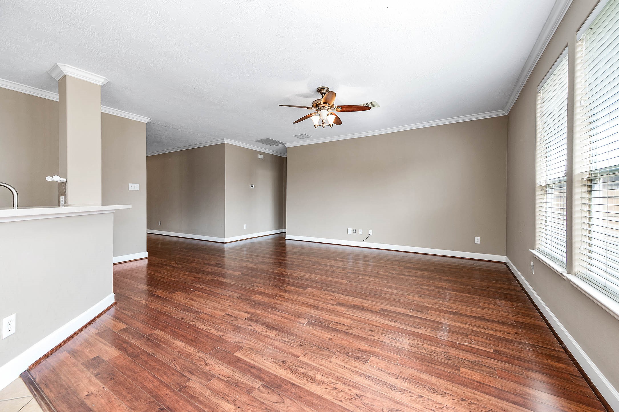 952 Crannog Way Conroe, TX 77301 - Photo 5 of 32