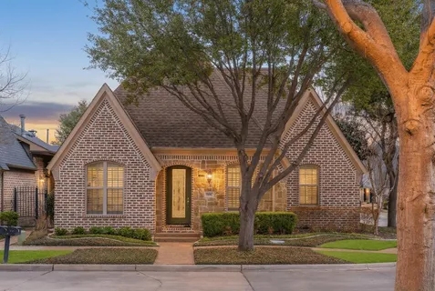 $785,000 | 6166 Stapleford Circle, Dallas, TX 75252