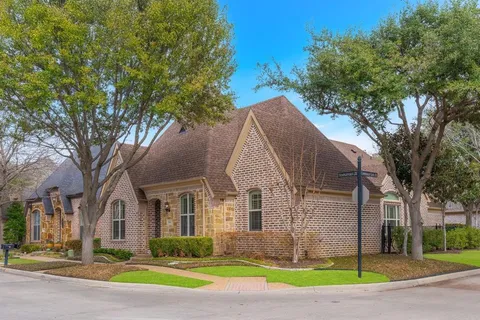 $785,000 | 6166 Stapleford Circle, Dallas, TX 75252
