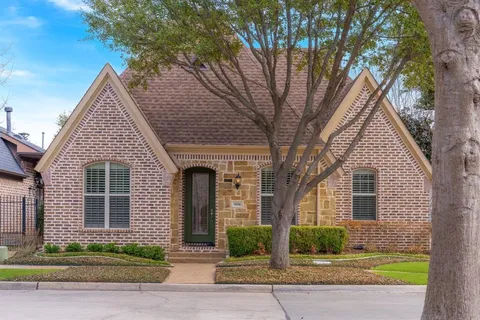 $785,000 | 6166 Stapleford Circle, Dallas, TX 75252