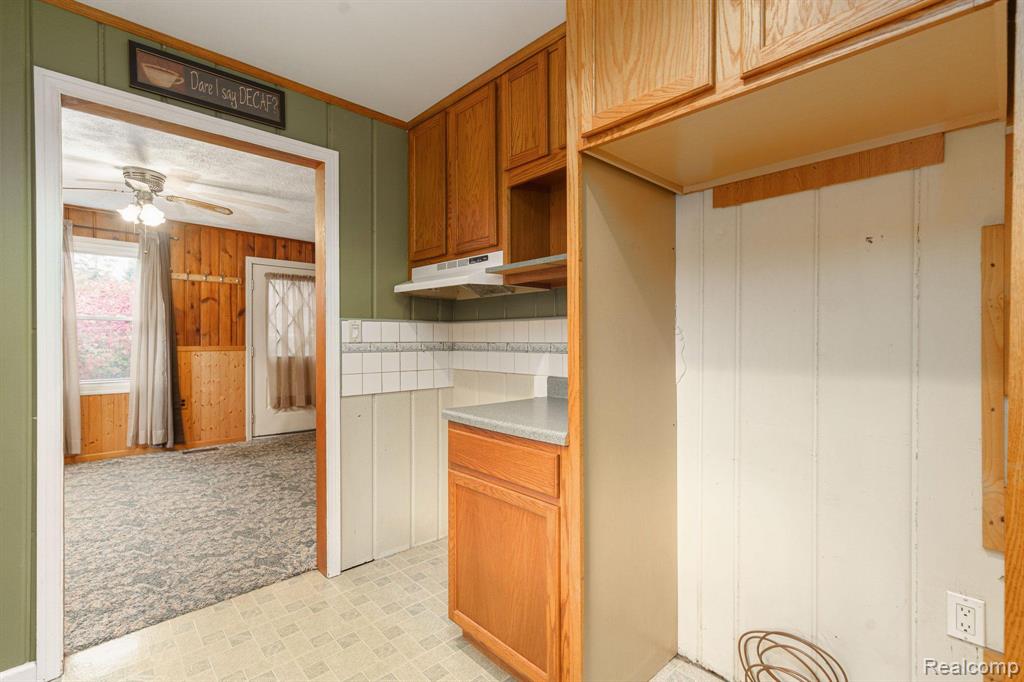 16495 Jennings Road Fenton, MI 48430 - Photo 13 of 26