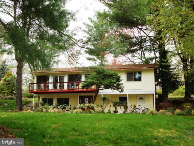 12308 St James Road Potomac, MD 20854 - Photo 1 of 30 Exterior (Main)