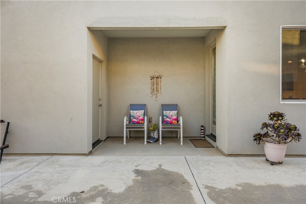 4368 Ladera Drive Guadalupe, CA 93434 - Photo 27 of 39 a view of a livingroom with furniture and a potted plant