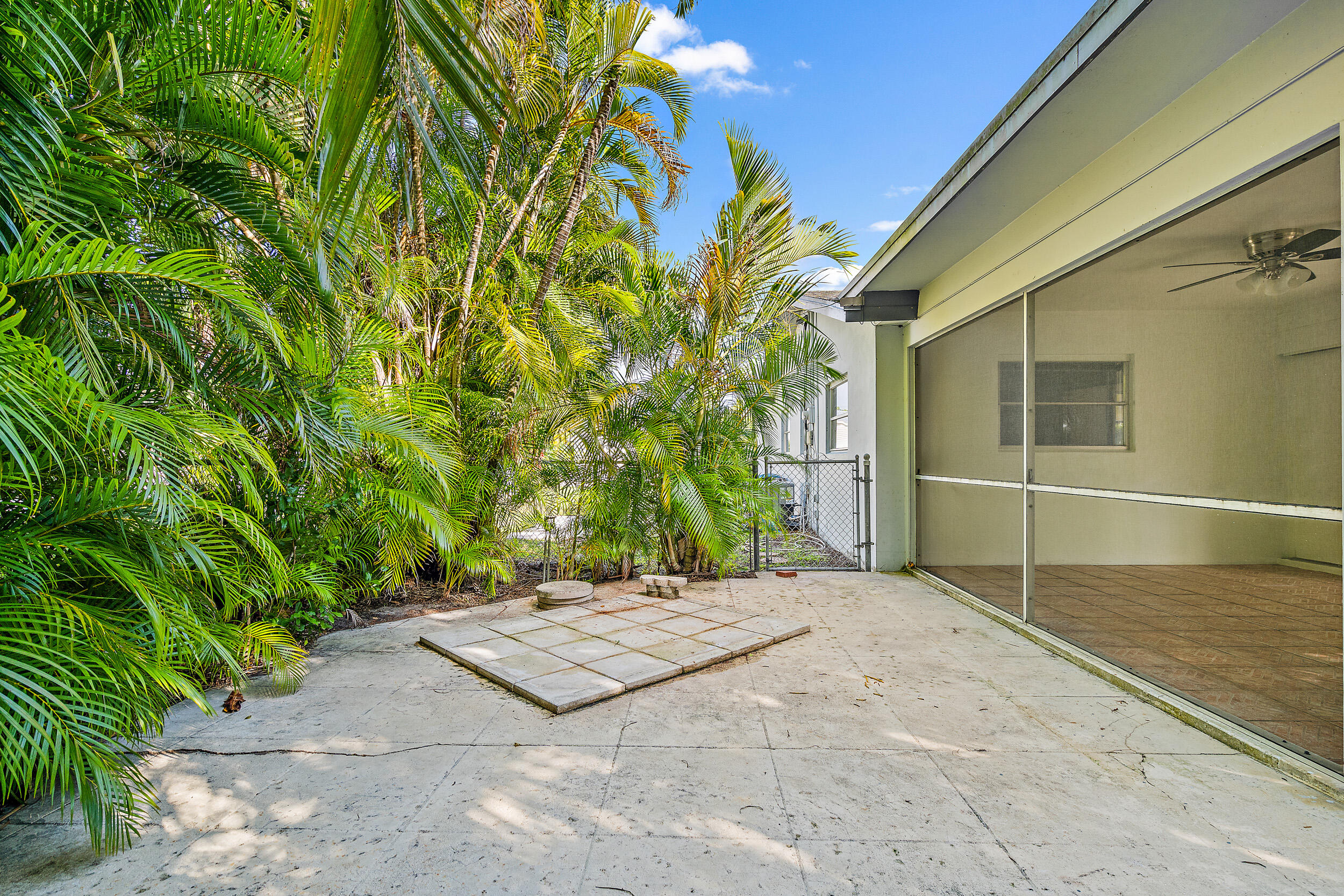 924 Marlin Drive Jupiter, FL 33458 - Photo 17 of 26 924 Marlin Dr MLS-19