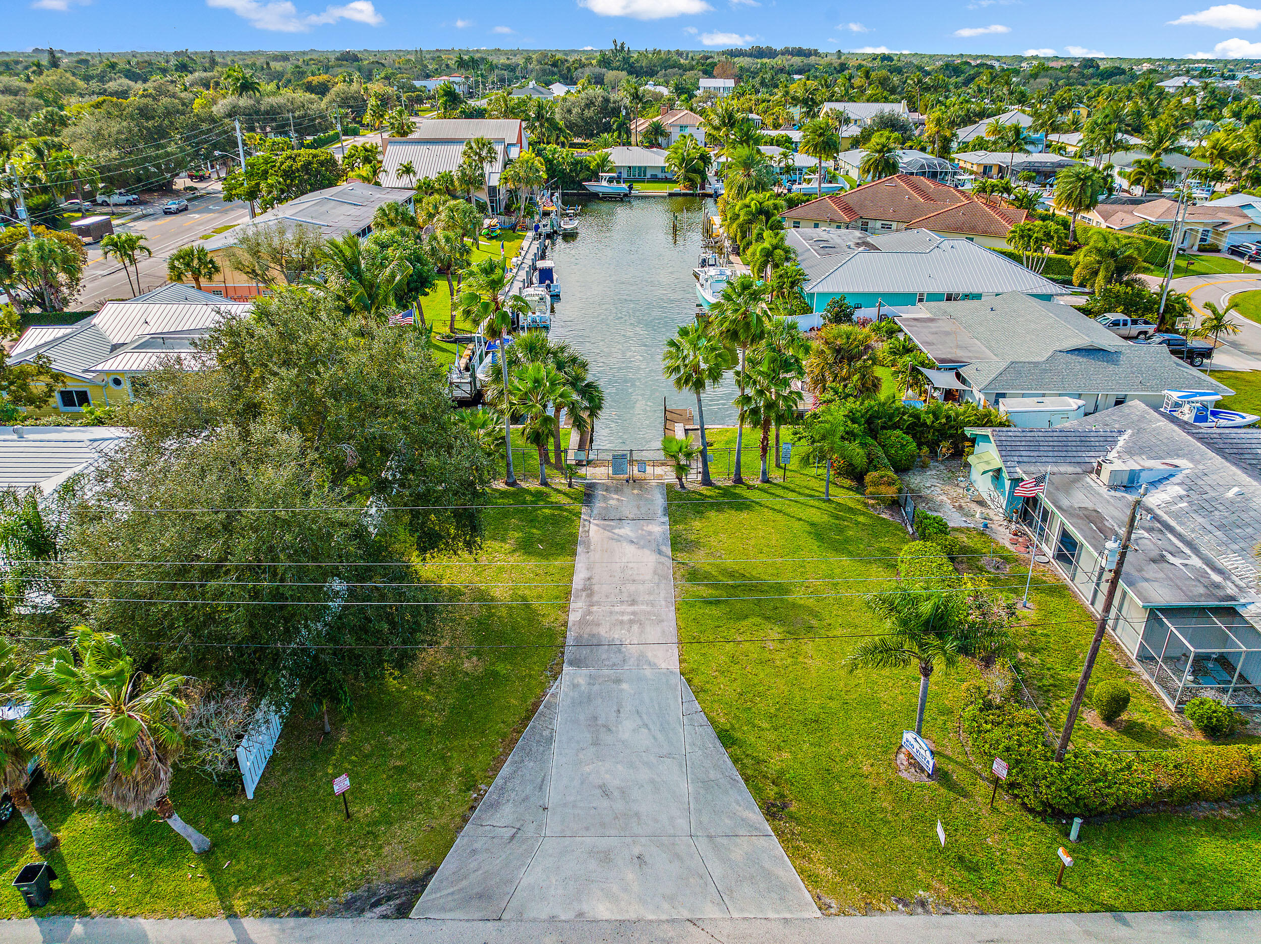 924 Marlin Drive Jupiter, FL 33458 - Photo 26 of 26 924 Marlin Dr MLS-37