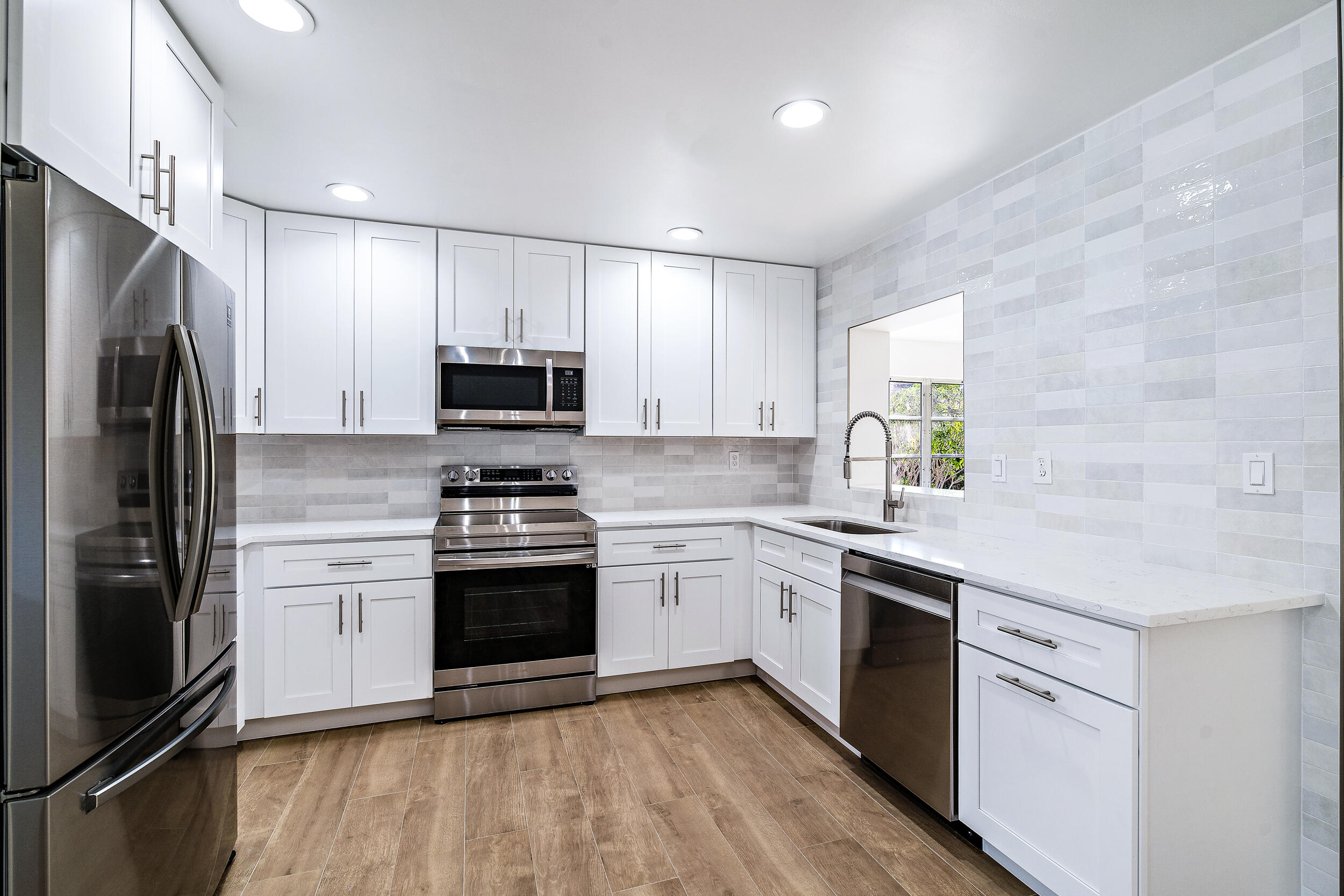 924 Marlin Drive Jupiter, FL 33458 - Photo 4 of 26 924 Marlin Dr MLS-5