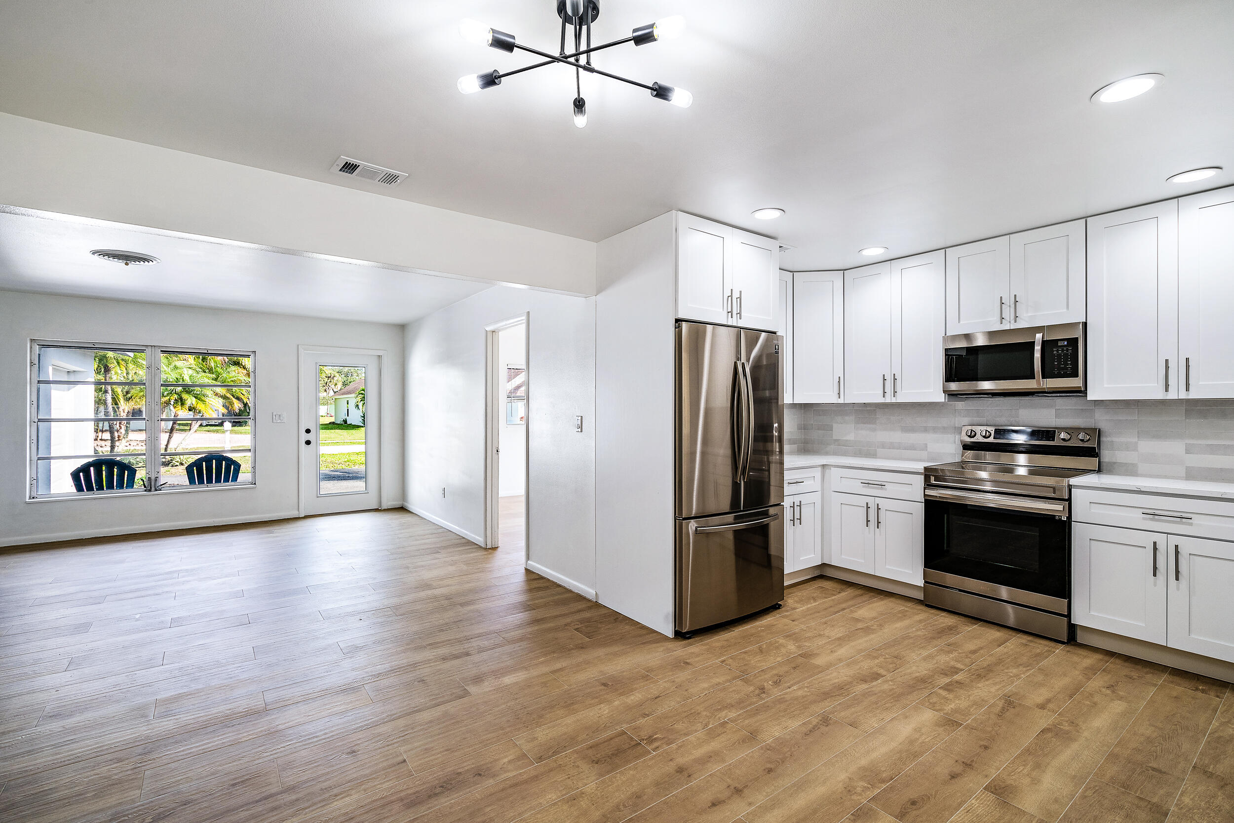 924 Marlin Drive Jupiter, FL 33458 - Photo 5 of 26 924 Marlin Dr MLS-8