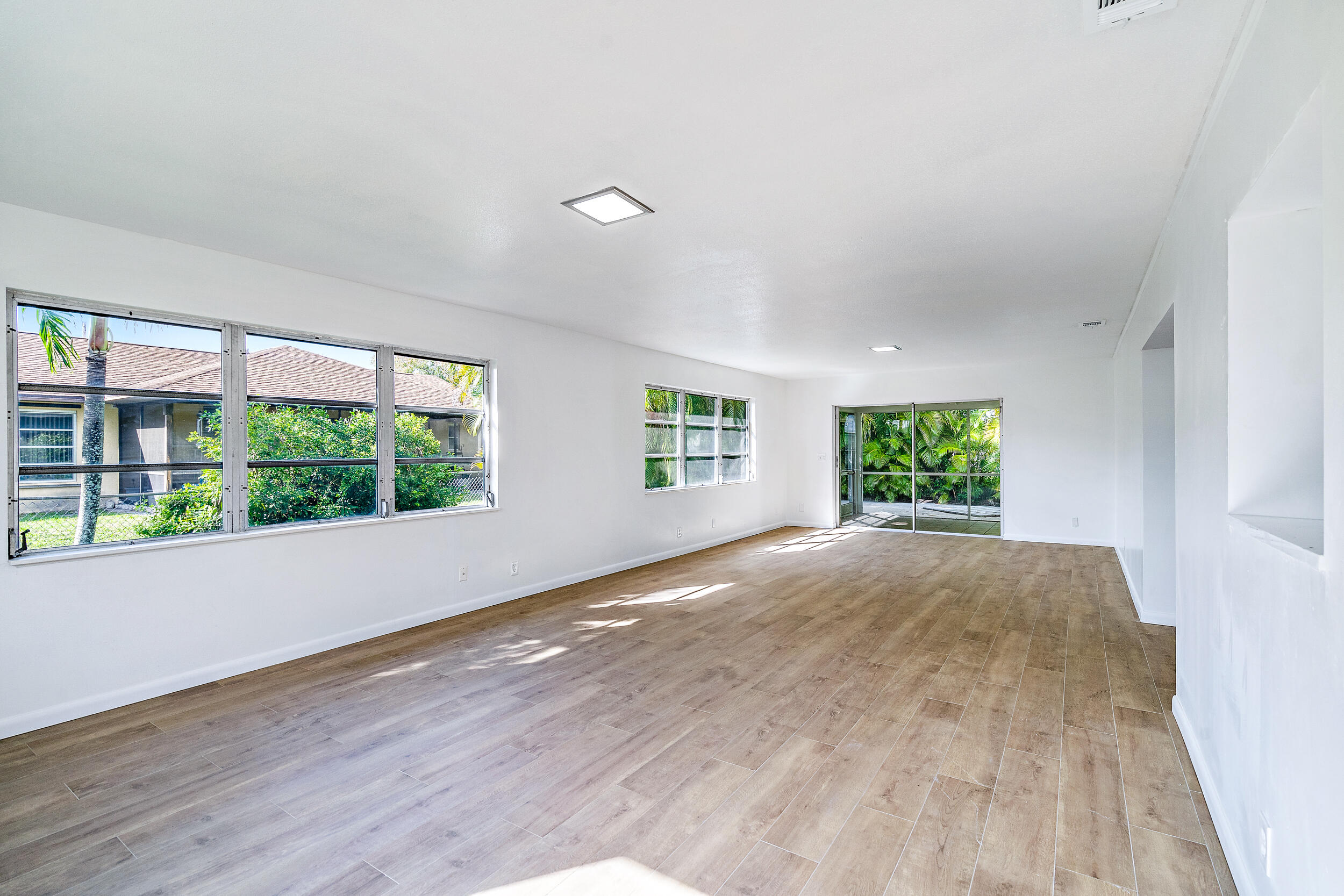 924 Marlin Drive Jupiter, FL 33458 - Photo 8 of 26 924 Marlin Dr MLS-10