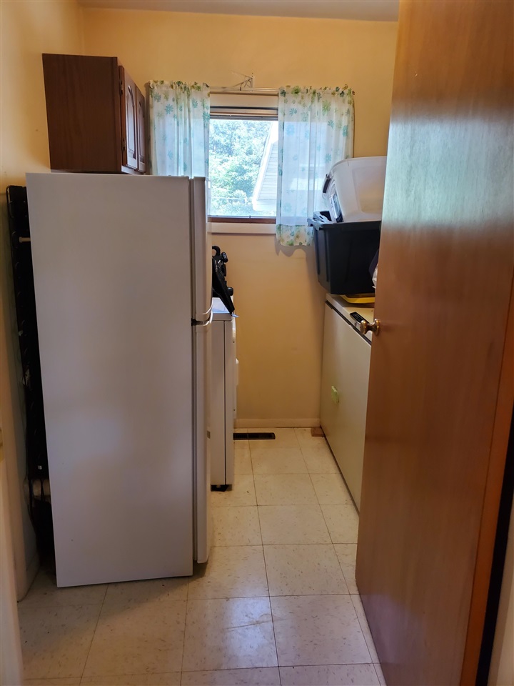 43500 Harris Road Belleville, MI 48111 - Photo 8 of 15 50053444-7.JPG