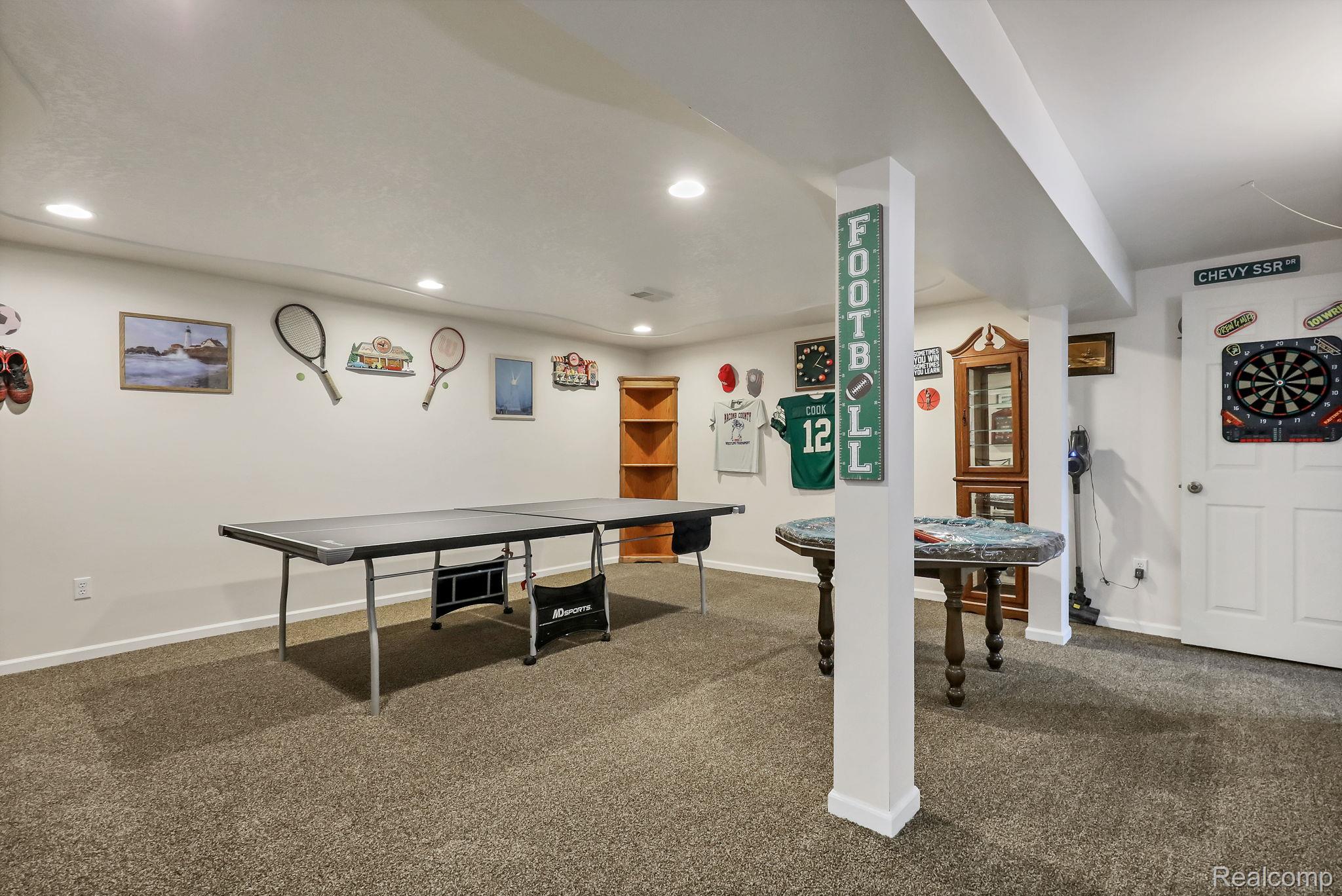 6070 Atlas Road Grand Blanc, MI 48439 - Photo 25 of 43 29-web-or-mls-9I3A9904.jpeg