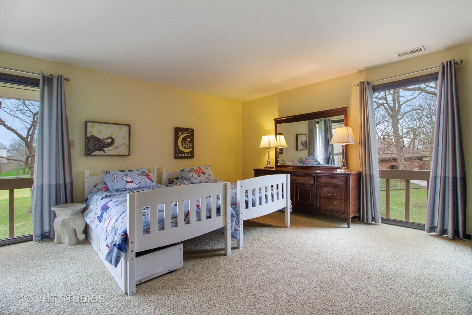 517 Aberdeen Road Frankfort, IL 60423 - Photo 20 of 30 a bed room with a bed and a window