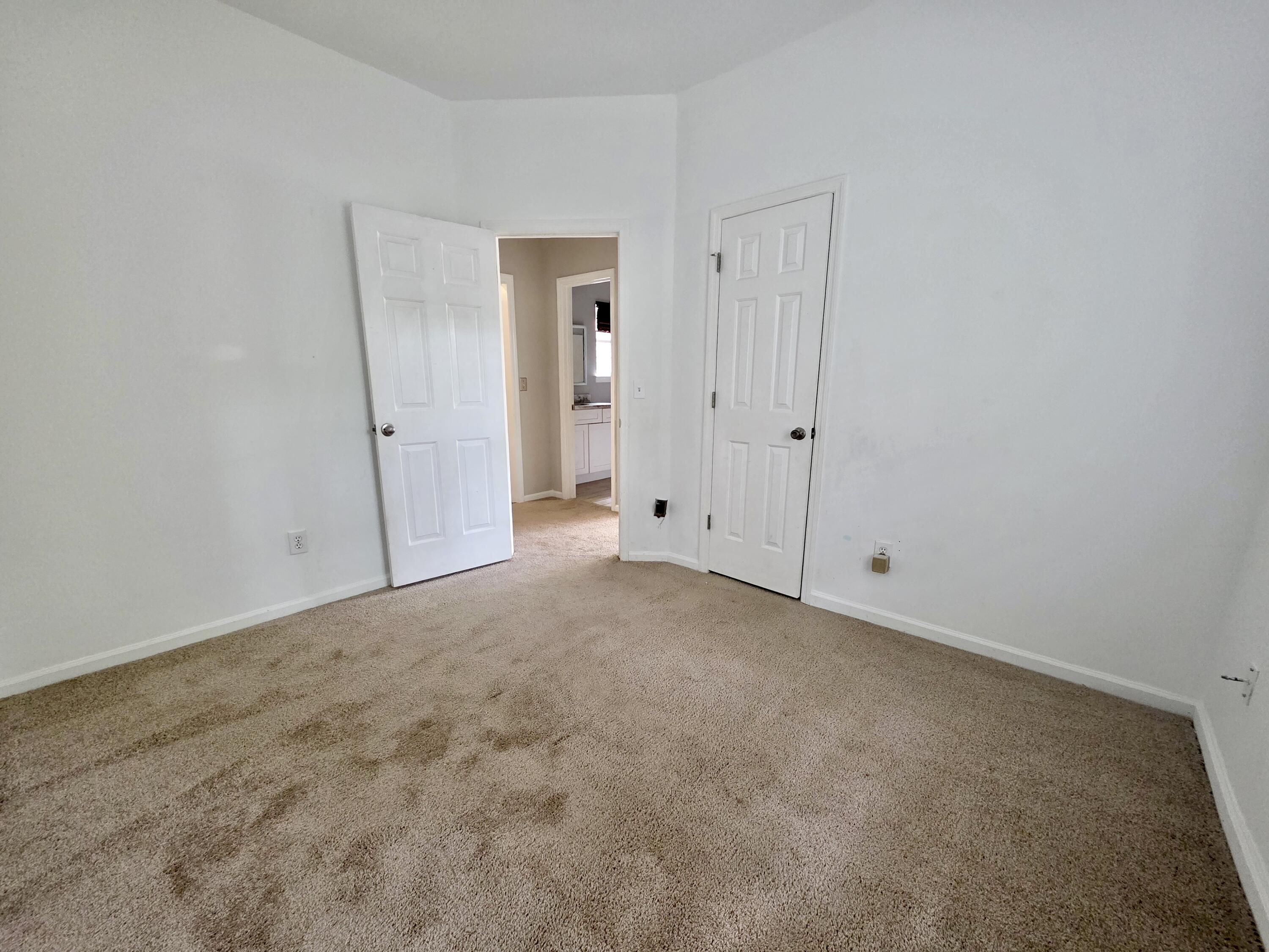 470 Cane Court Mount Pleasant, SC 29464 - Photo 21 of 34 20260528_131606