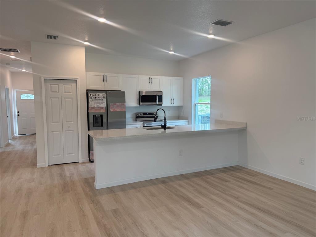 12880 Southwest 84th Terrace Road Ocala, FL 34473 - Photo 4 of 14