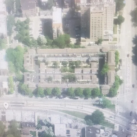 a view of a multi story building