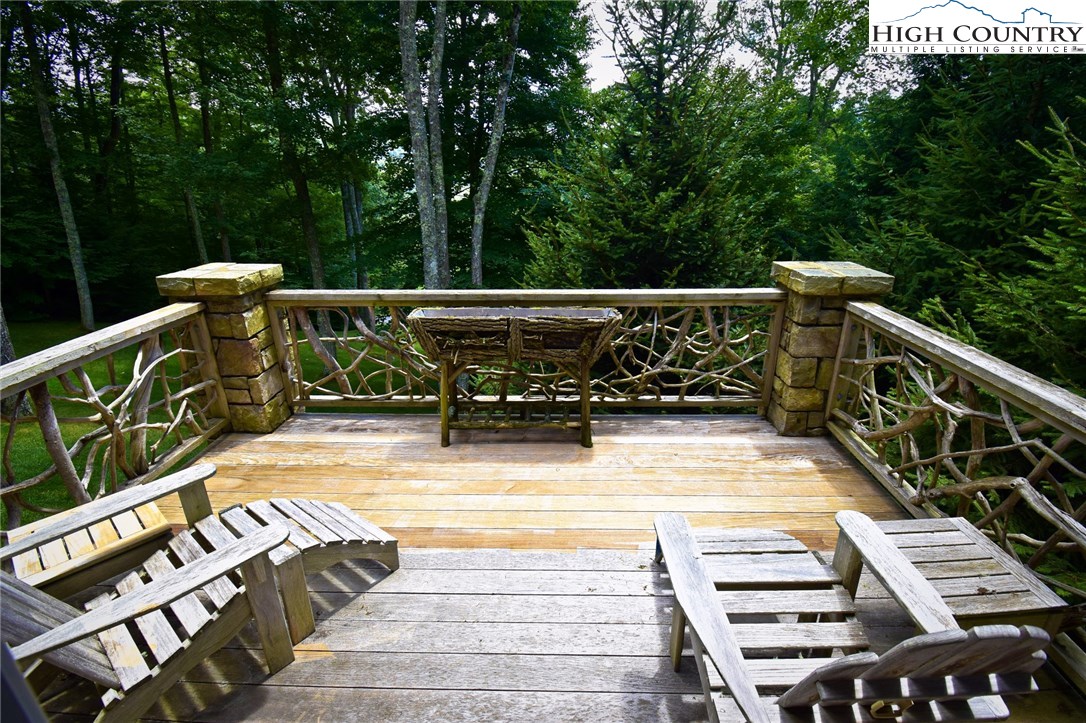 641 Farm Loop Road Banner Elk, NC 28604 - Photo 23 of 50 Gallery Image 23