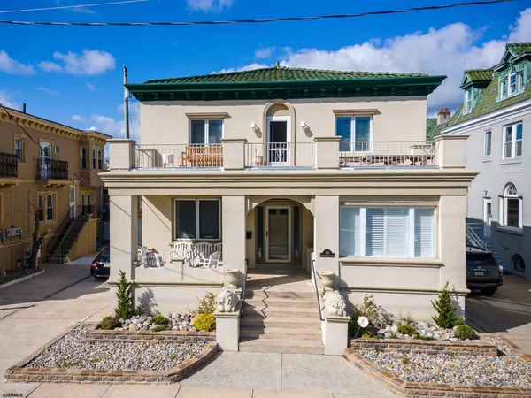 $2,600 | 102 South Raleigh Avenue, Unit B, Atlantic City, NJ 08401