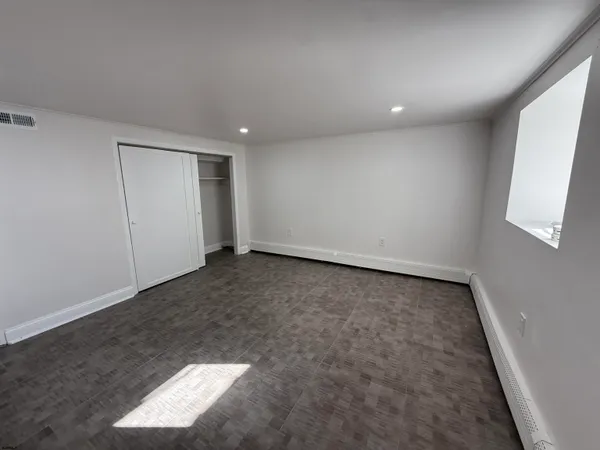 $2,600 | 102 South Raleigh Avenue, Unit B, Atlantic City, NJ 08401