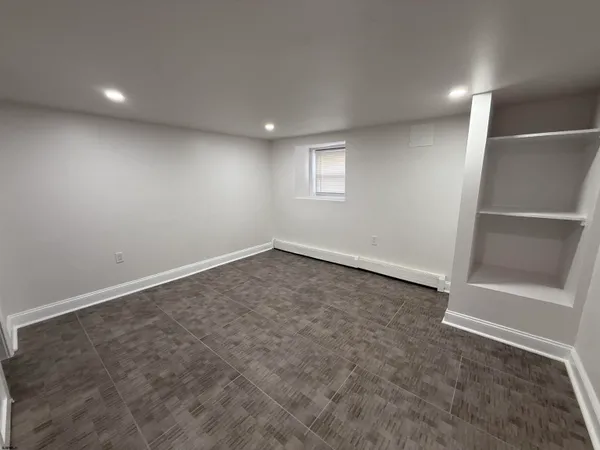 $2,600 | 102 South Raleigh Avenue, Unit B, Atlantic City, NJ 08401