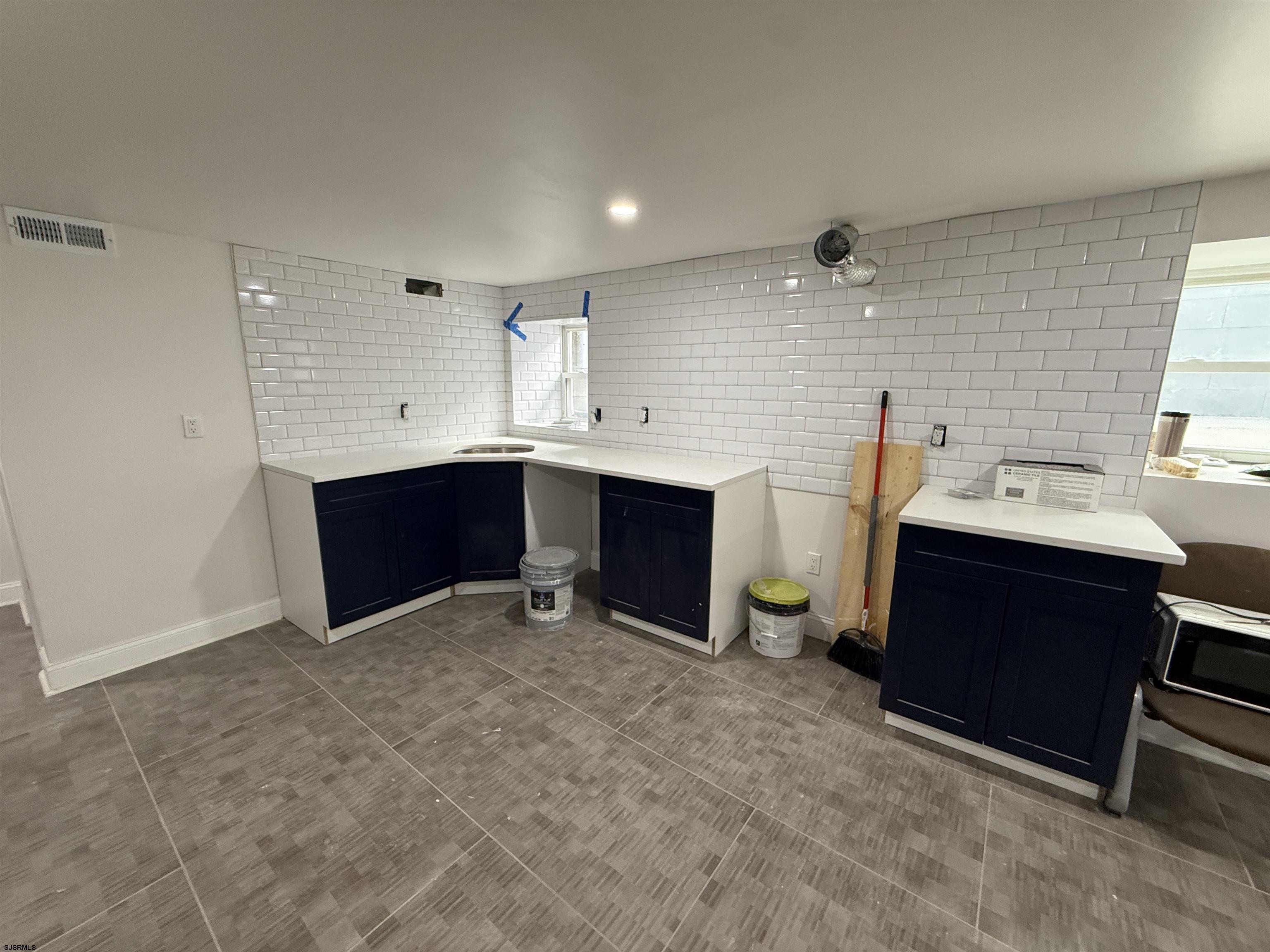 102 South Raleigh Avenue, Unit B Atlantic City, NJ 08401 - Photo 4 of 17