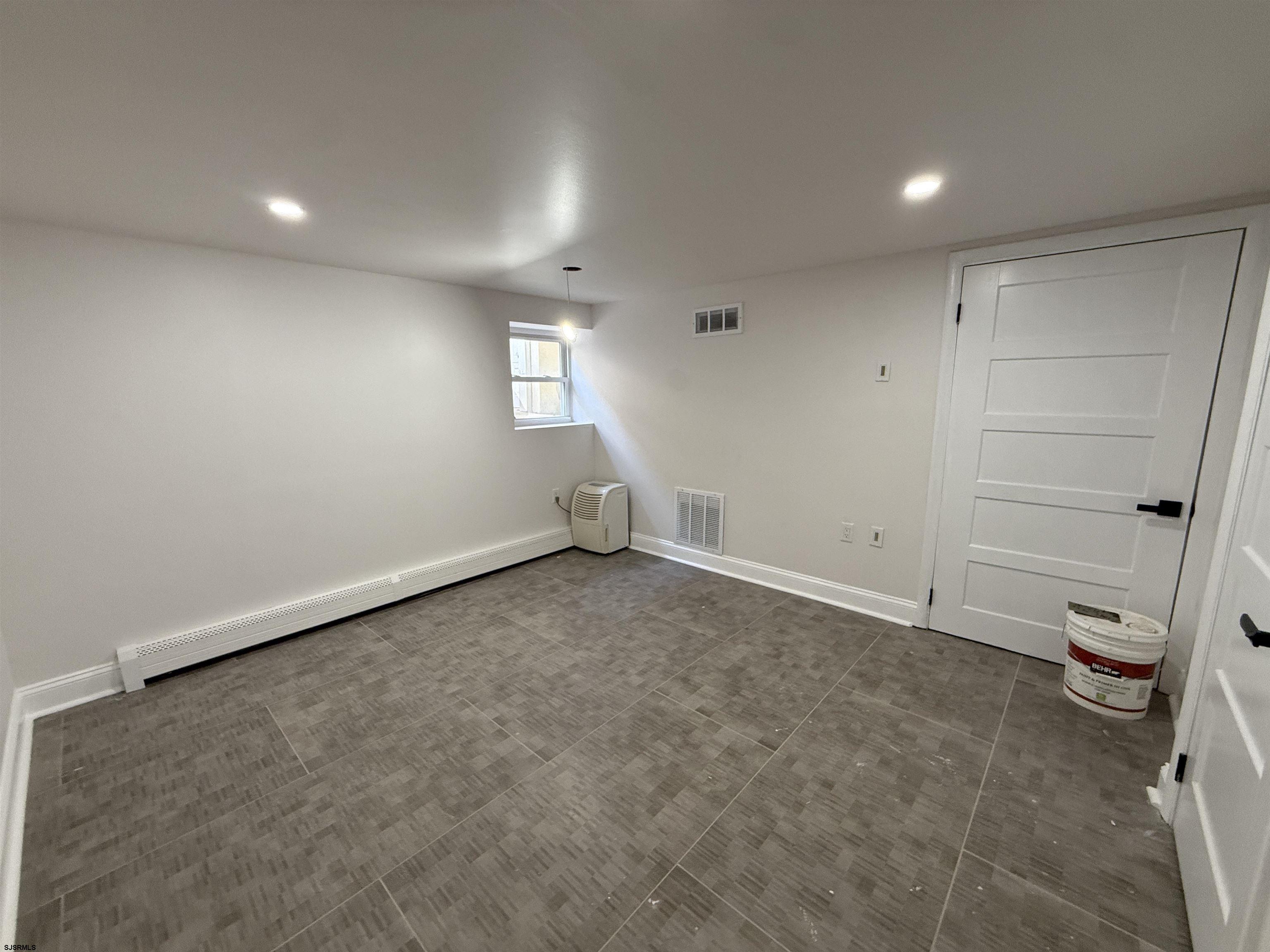 102 South Raleigh Avenue, Unit B Atlantic City, NJ 08401 - Photo 7 of 17